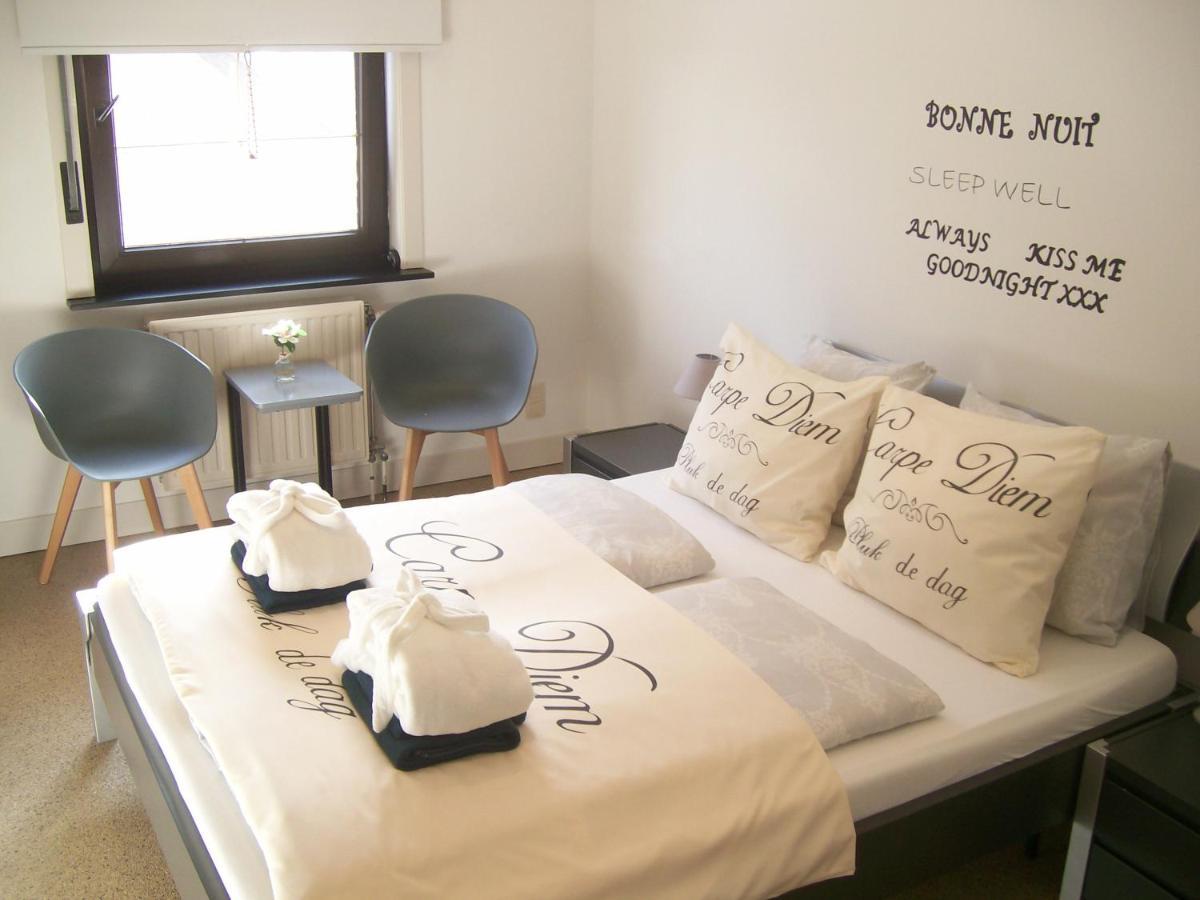 B&B Carpe Diem # Linea Maaseik Extérieur photo