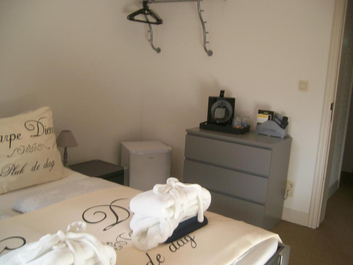 B&B Carpe Diem # Linea Maaseik Extérieur photo